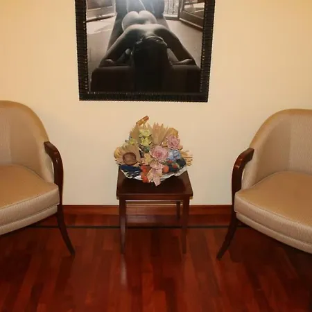 Ristorante Pizzeria Castello فندق 3*